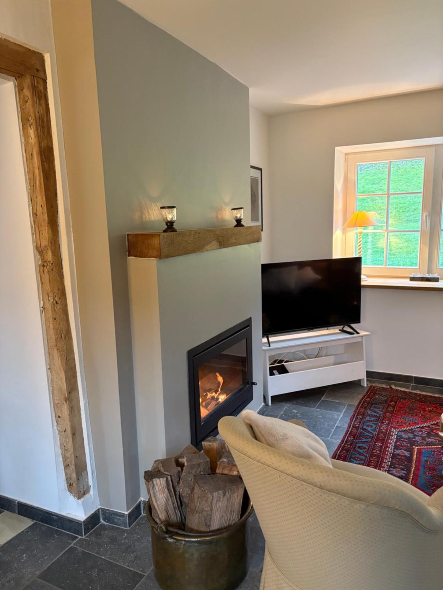 La Petite Maison Blanche Wanze Extérieur photo